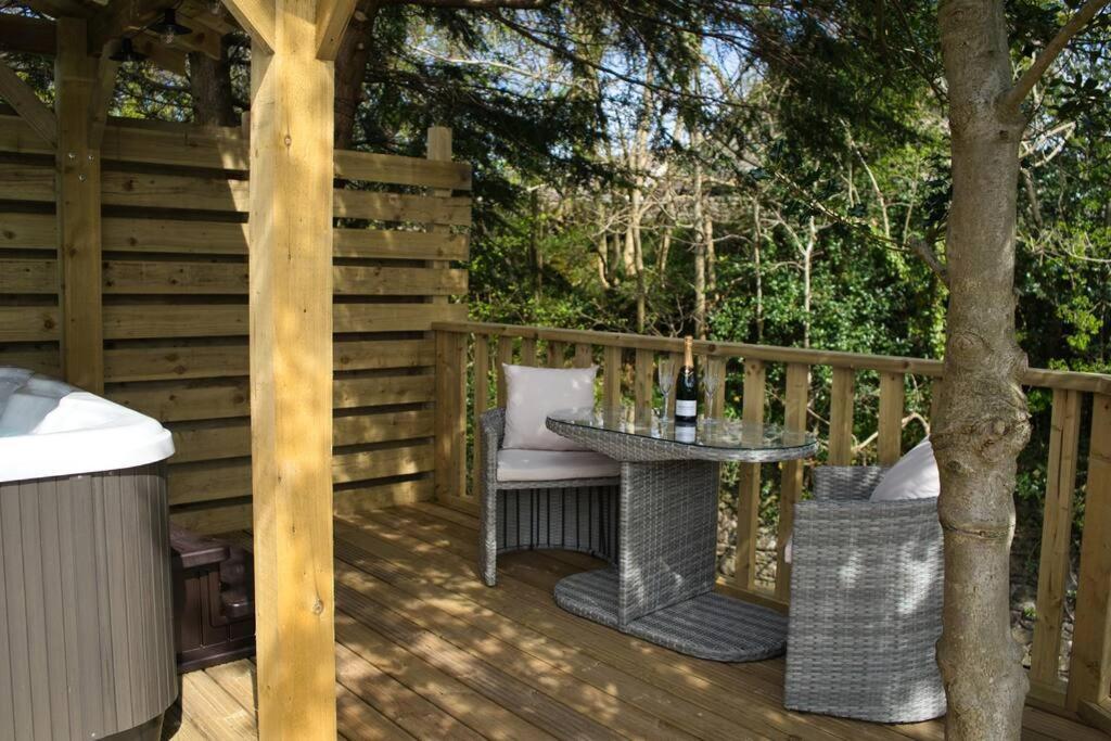 Luxurious Cottage With Hot Tub, Lake District Duddon Экстерьер фото