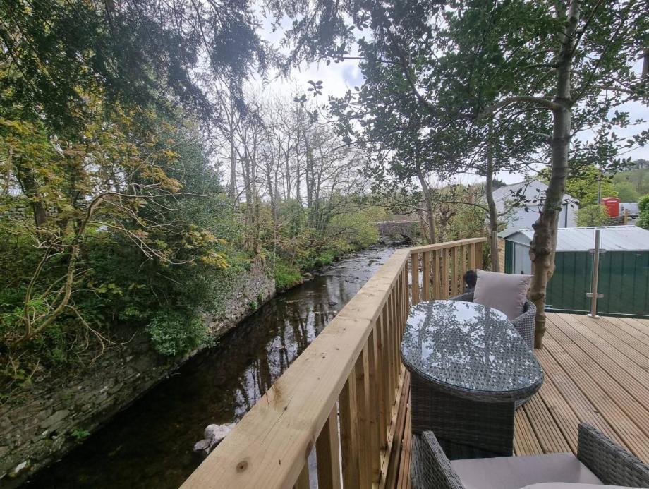 Luxurious Cottage With Hot Tub, Lake District Duddon Экстерьер фото